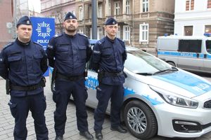 Policjanci z patrolu